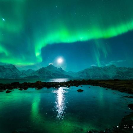 Апартаменты Lyngenfjord,Odins Hus Olderdalen Экстерьер фото